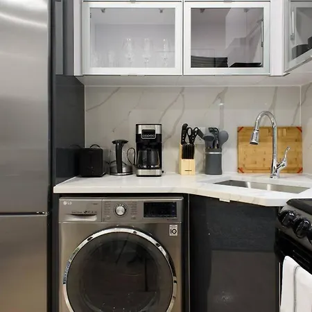 78-1B New 1Br Prime Ues Wd In Unit Best Value